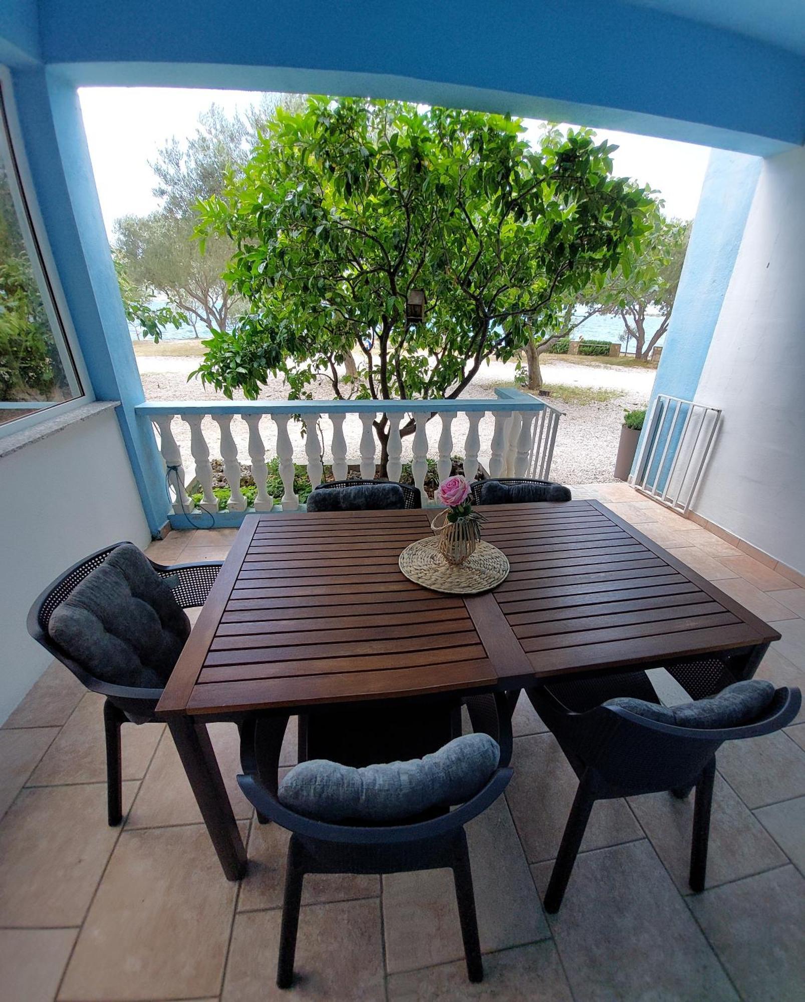 Apartman Lucija Seline Exterior photo