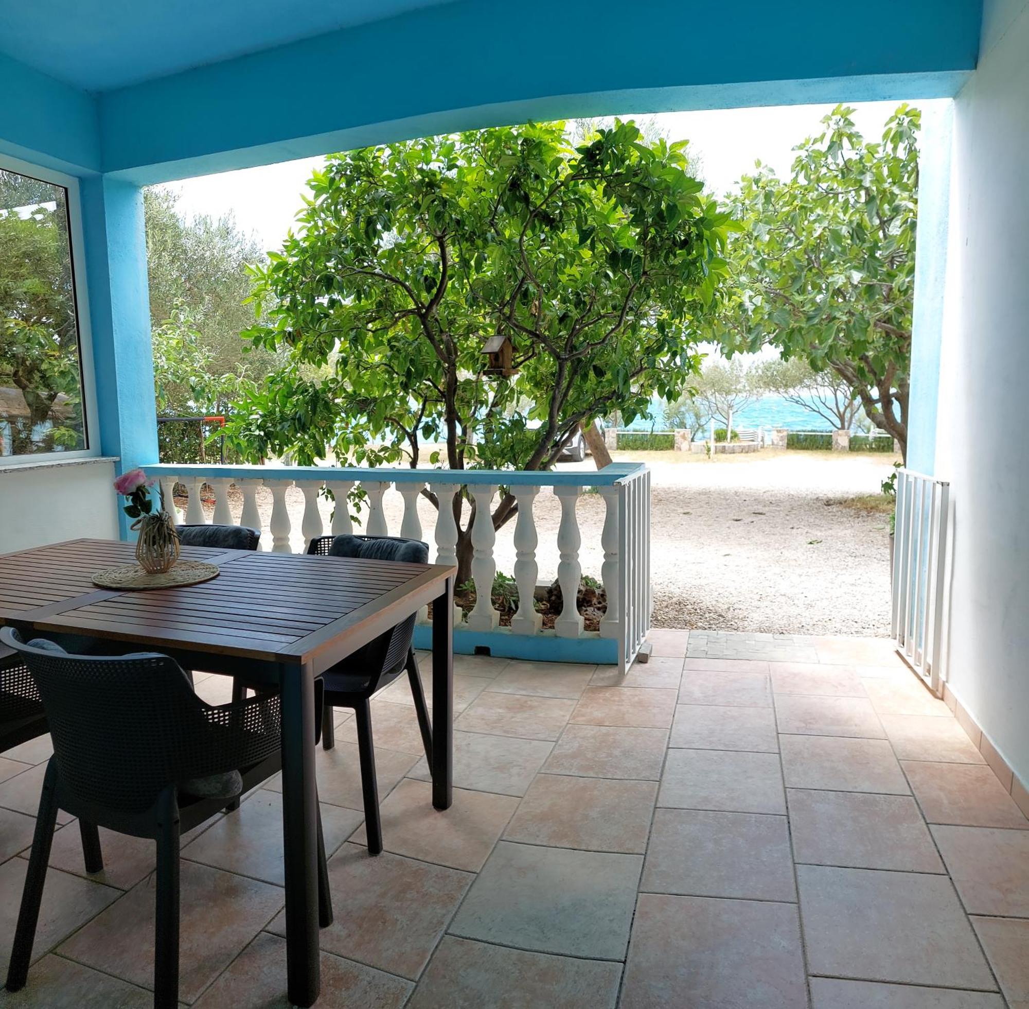 Apartman Lucija Seline Exterior photo